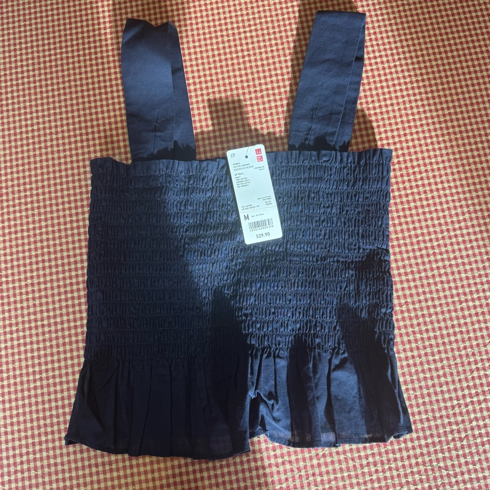 UNIQLO Women’s Med. Navy Cotton Shirred Sleeveless Tank Top Blouse